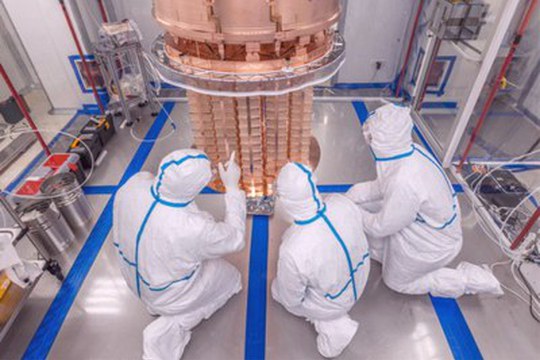 L’esperimento CUORE e i nuovi risultati nella ricerca del neutrino di Majorana L’esperimento CUORE e i nuovi risultati nella ricerca del neutrino di Majorana