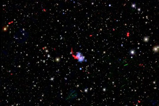 Scontri galattici super magnetici all’alba dell’Universo